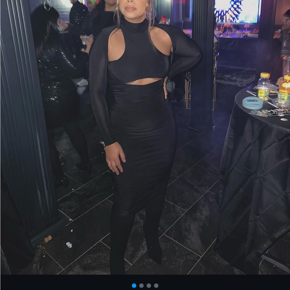 Bodycon sexy black dress